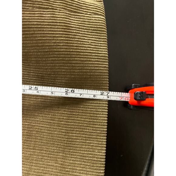 StudioSuits Hand-Crafted Men's Corduroy Blazer in Olive Green - Picture 15 of 16